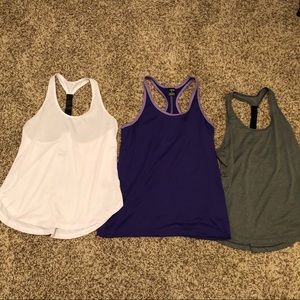 Racerback workout tops bundle - size small